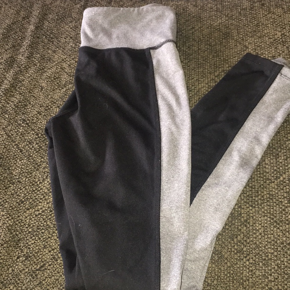 black and grey leggings